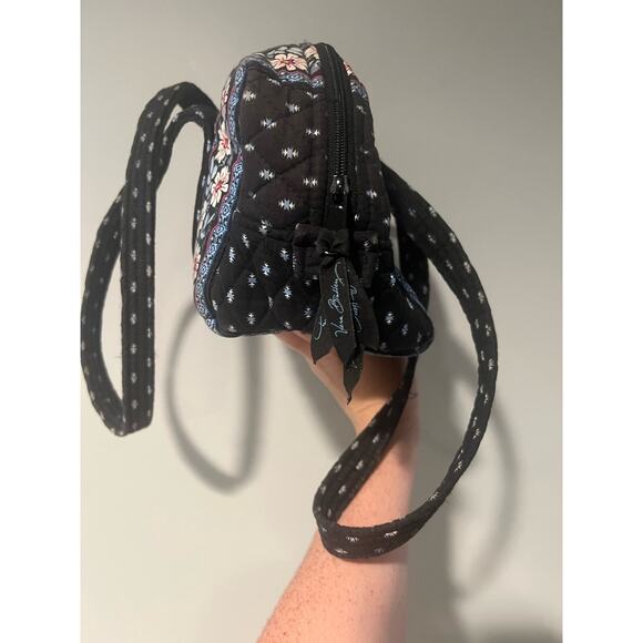 Black and Floral Vintage Vera Bradley Quilted Hand Bag - Picture 3 of 5